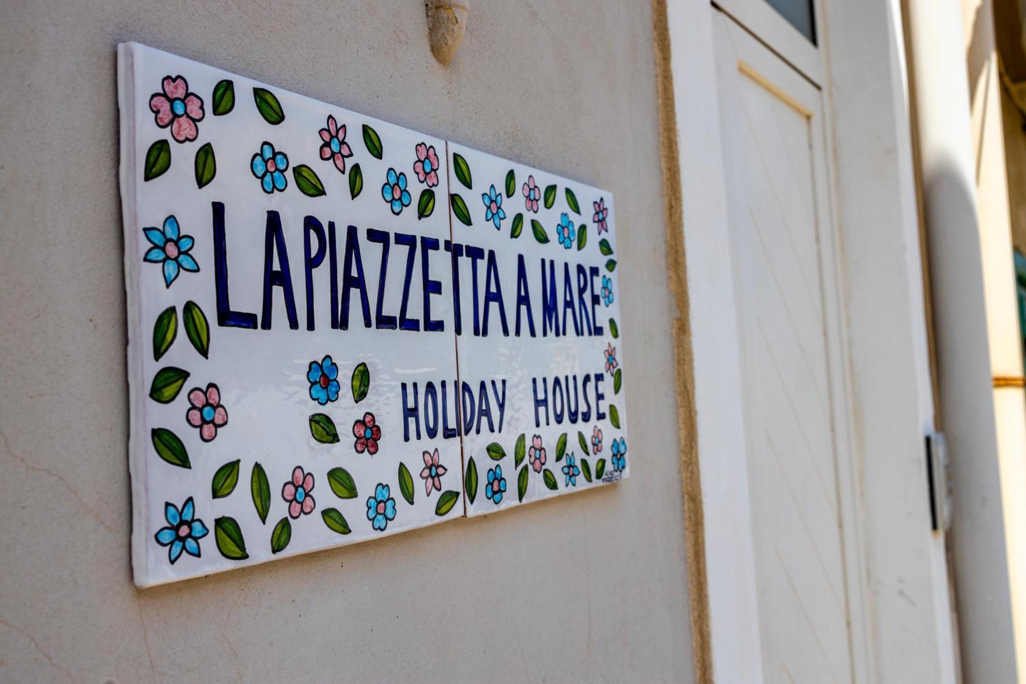 La Piazzetta A Mare Holiday House Sferracavallo Kültér fotó